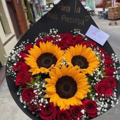 🌻❤️ Bouquet Girasoles & Rosas Rojas