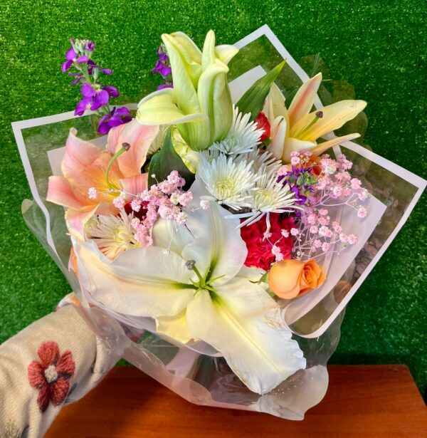 Bouquet Fantasía Floral II - Image 2