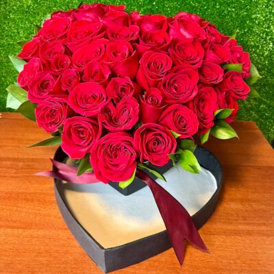 ❤️🌹 Caja Corazón Rosas Premium